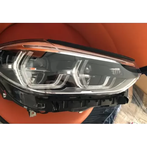 63118496824 фара передняя BMW X3 G01 2018