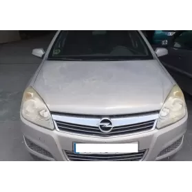 1EG27037042 фара передняя Opel Astra H 2007