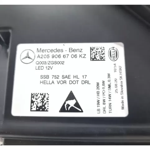 A2059066706 фара передня Mercedes-Benz C W205 2013