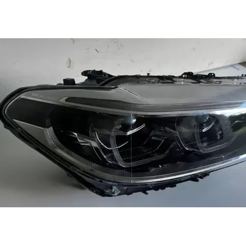 10396120000 фара передня BMW 5 G30 G31 2018