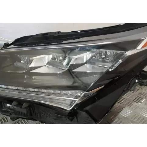 1437000051 фара передня Lexus RX 450H 2017