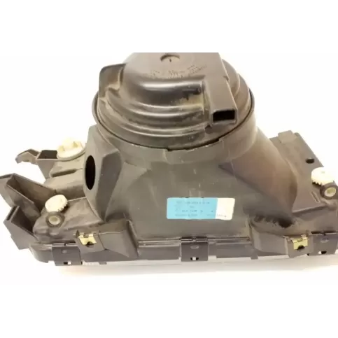 7R0134579 фара передняя Audi 80 90 B3 1988