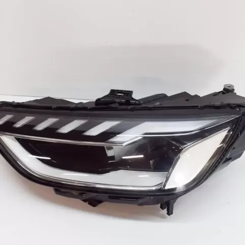 8W0941033E фара передня Audi A4 S4 B9 2022