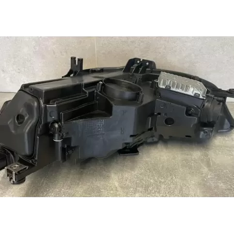 8V0941034D фара передня Audi A4 S4 B9 8W 2020