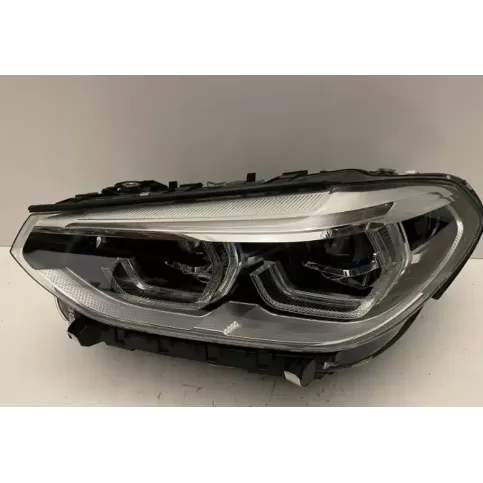 F00HTB704306 фара передня BMW X3 G01 2018