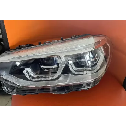 F00HTB704308 фара передня BMW X3 G01 2018