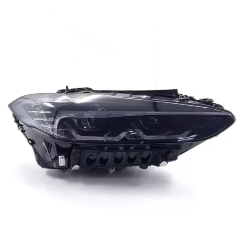 7495846-08 фара передняя BMW 4 G22 G23 G24 G26 2021