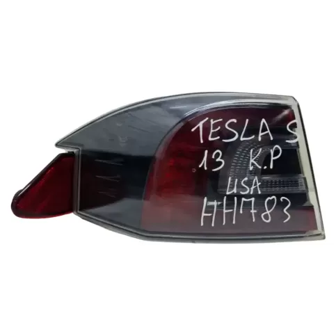 6005918 фара задня Tesla Model S 2014