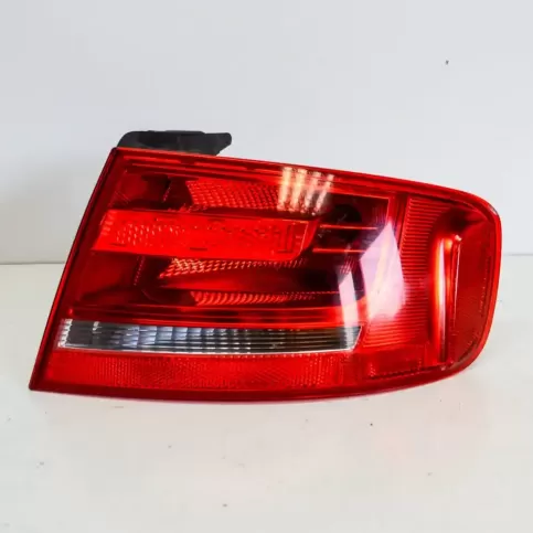 009686060587 фара задня Audi A4 S4 B8 8K 2008