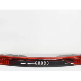 4M8945095P фара задня Audi Q8 2021