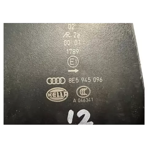 965037021882 фара задня Audi A4 S4 B7 8E 8H 2005