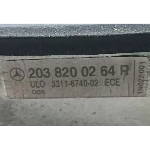 2038200264R фара задня Mercedes-Benz C W203 2000